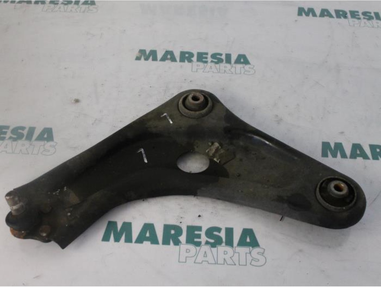 Peugeot - 207 - Querlenker unten links vorne