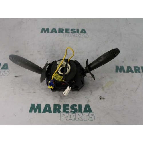 Fiat - Doblo - Steering column stalk