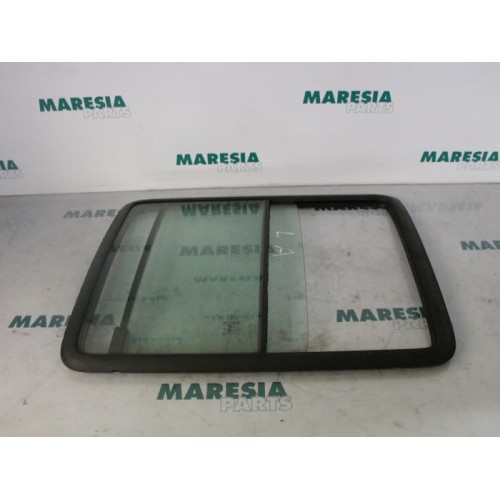Fiat - Doblo - Window 2-door, rear left