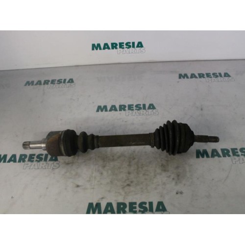 Peugeot - 206 - Front drive shaft, left