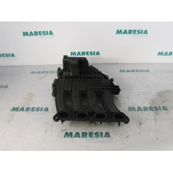 Renault - Megane Scenic - Intake manifold