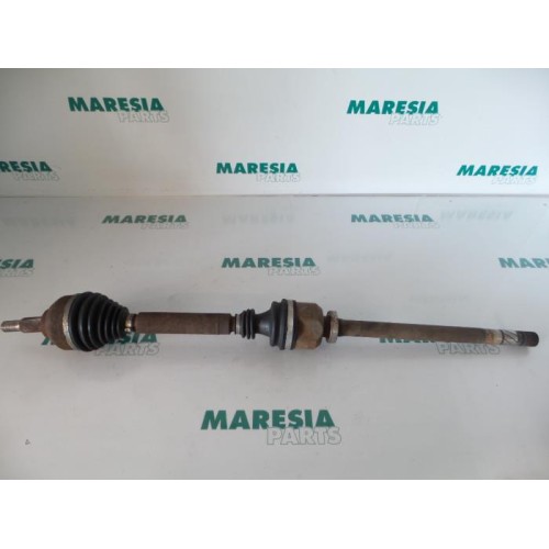 Renault - Laguna - Front drive shaft, right