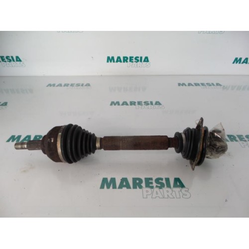 Renault - Laguna - Front drive shaft, left