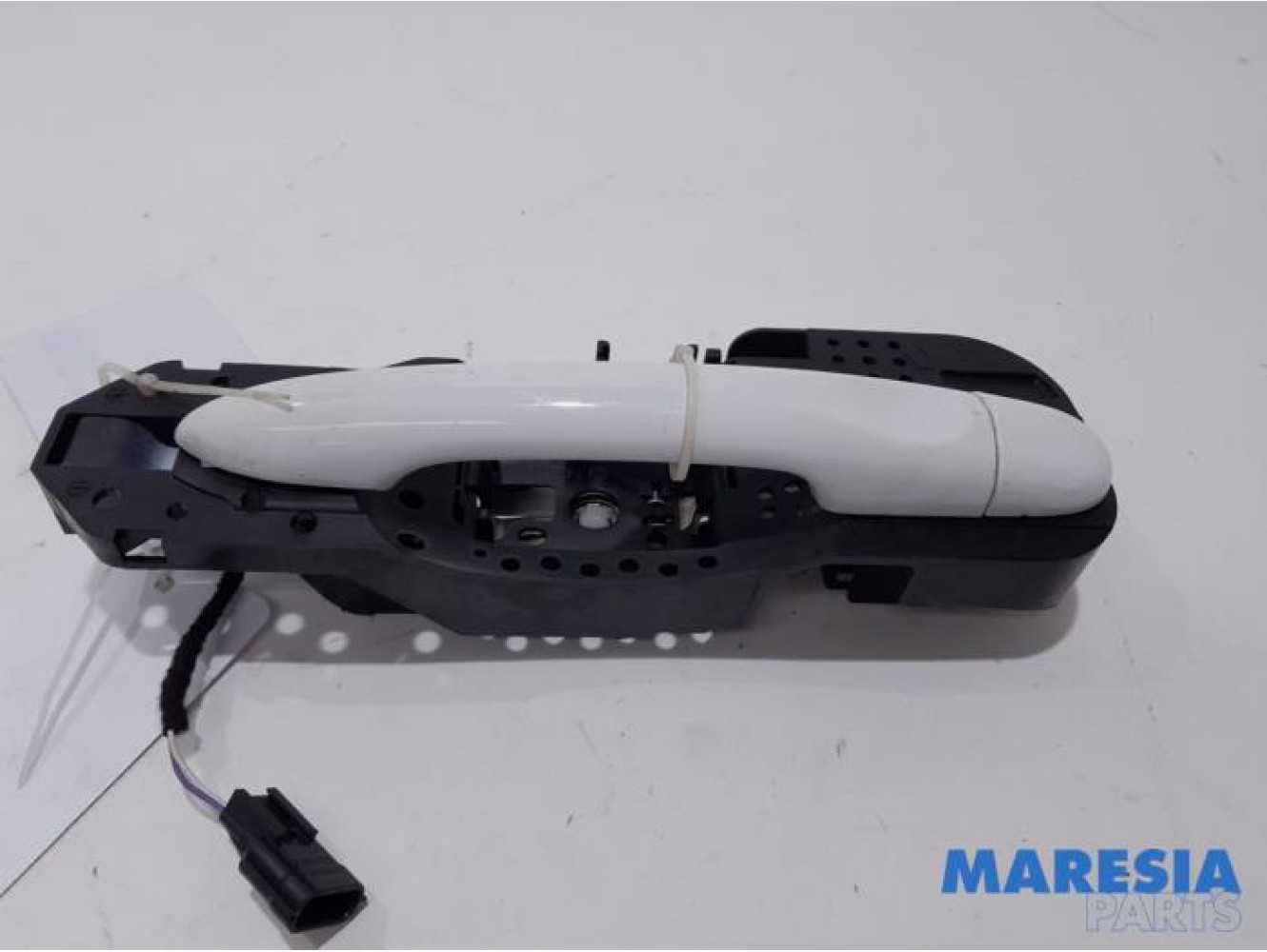 Renault - Megane - Front door handle 4-door, right