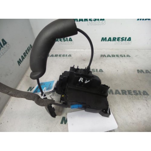 Renault - Megane - Front door lock mechanism 4-door, right