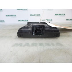 Renault - Megane - Kaartlezer (slot)
