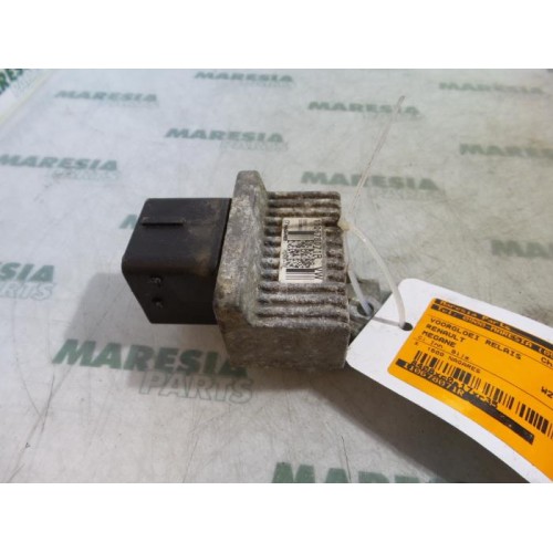 Renault - Megane - Glow plug relay