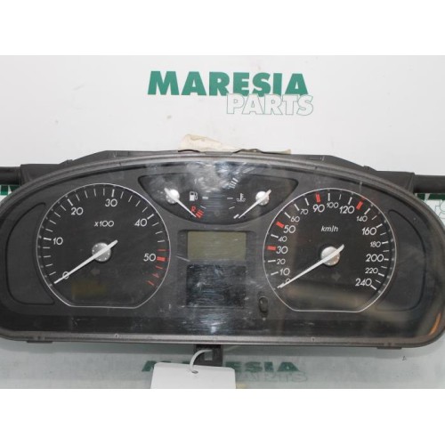 Renault - Laguna - Instrument panel