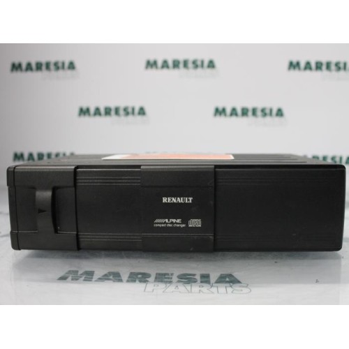 Renault - Laguna - CD changer
