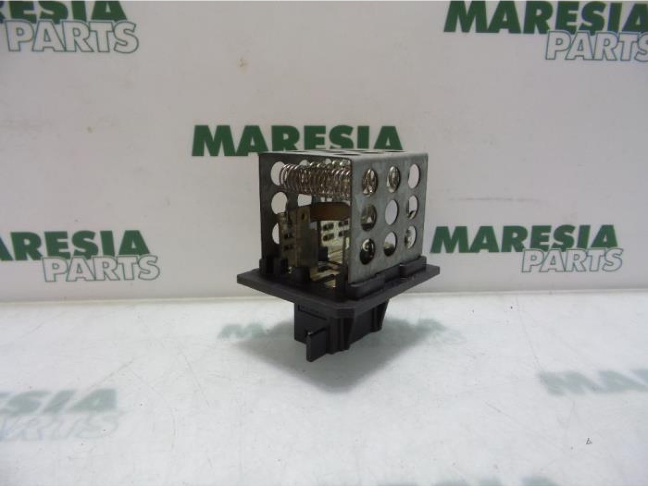 Peugeot - 206 - Heater resistor