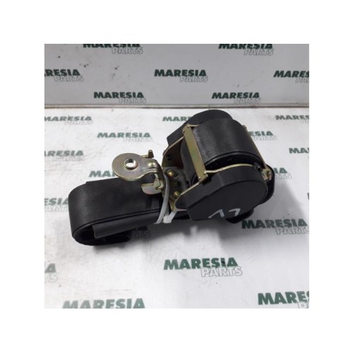 Renault - Megane - Sicherheitsgurt links vorne