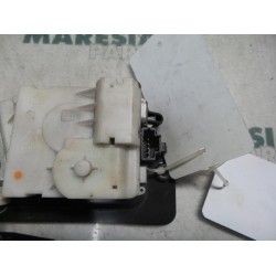 Peugeot - 607 - Tailgate lock mechanism
