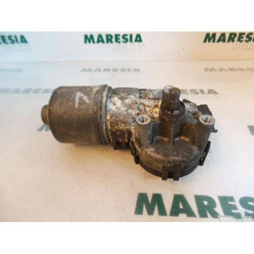 Peugeot - 206 - Front wiper motor