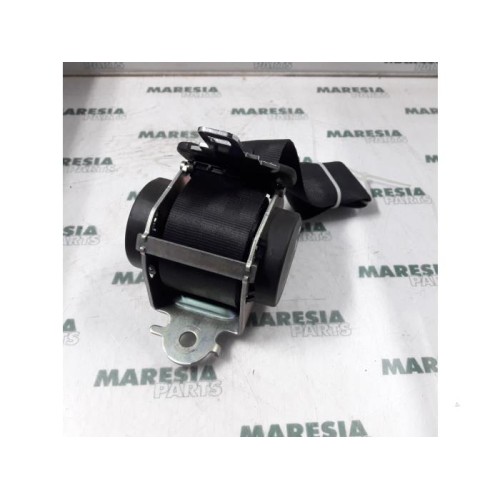 Renault - Megane - Sicherheitsgurt links hinten
