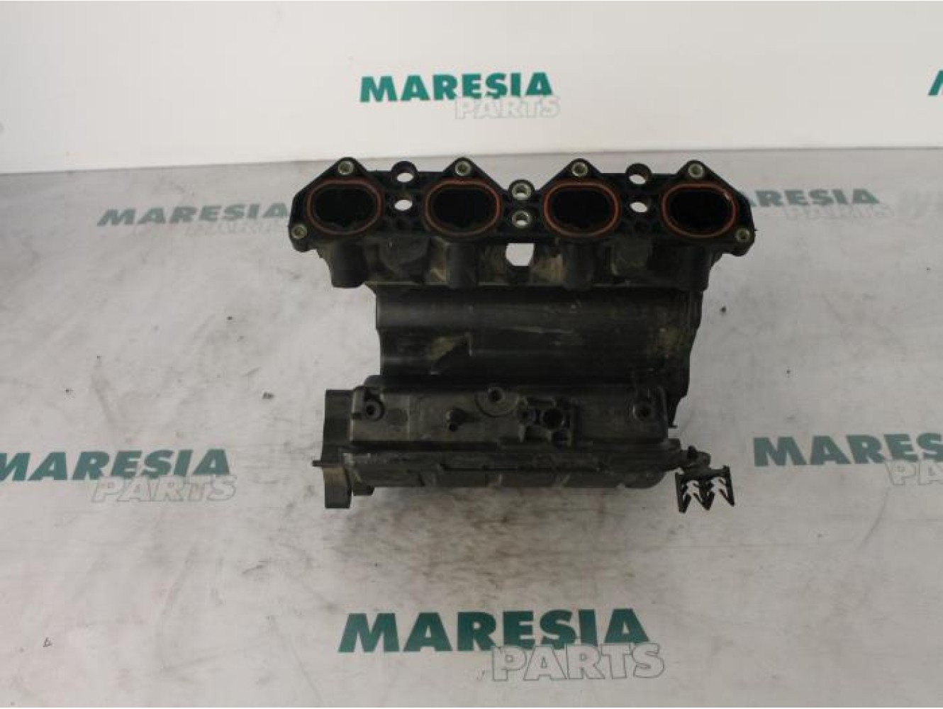 Peugeot - 206 - Intake manifold