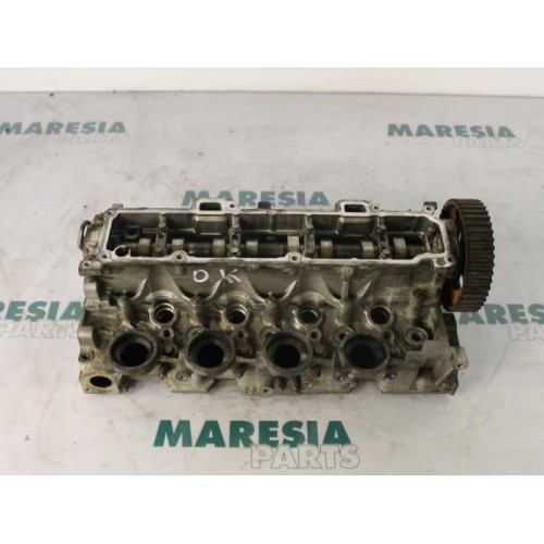 Peugeot - 206 - Cylinder head