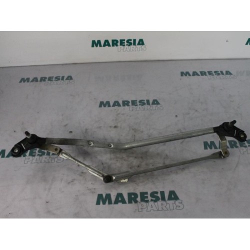 Renault - Kangoo - Wiper mechanism