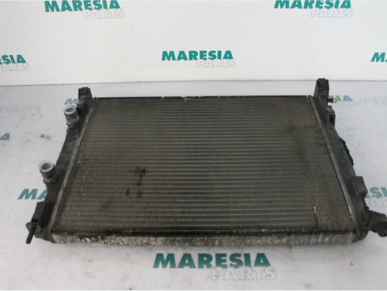 Renault - Megane - Radiateur