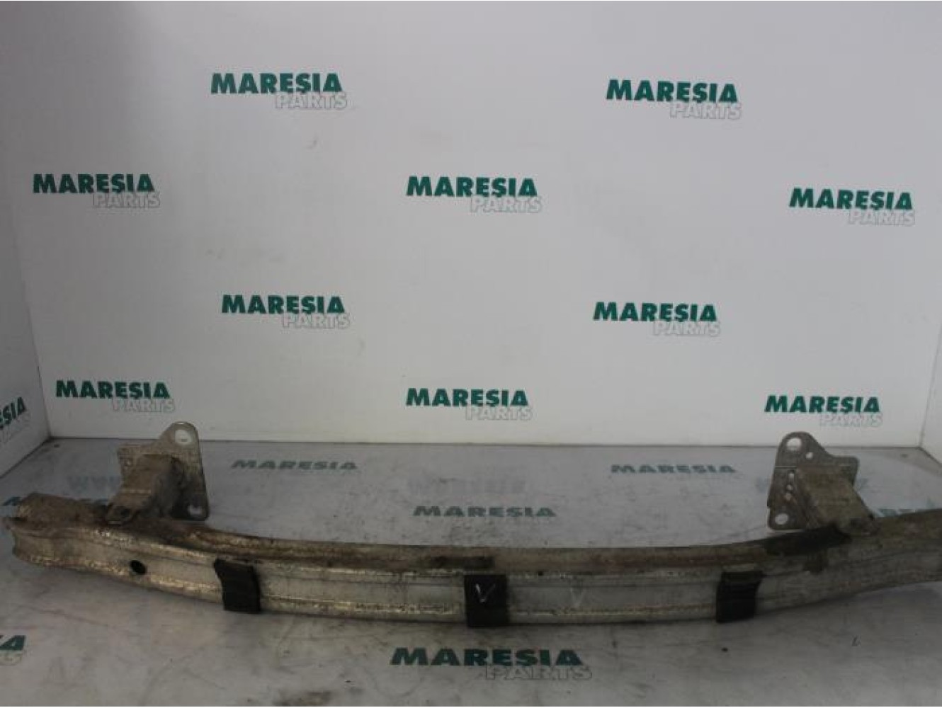 Renault - Megane - Front bumper frame