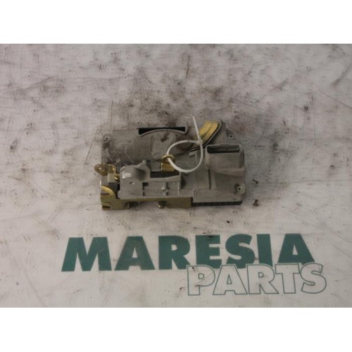 Citroen - C5 - Front door lock mechanism 4-door, right