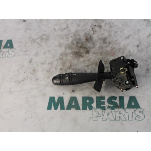 Renault - Megane Scenic - Indicator switch