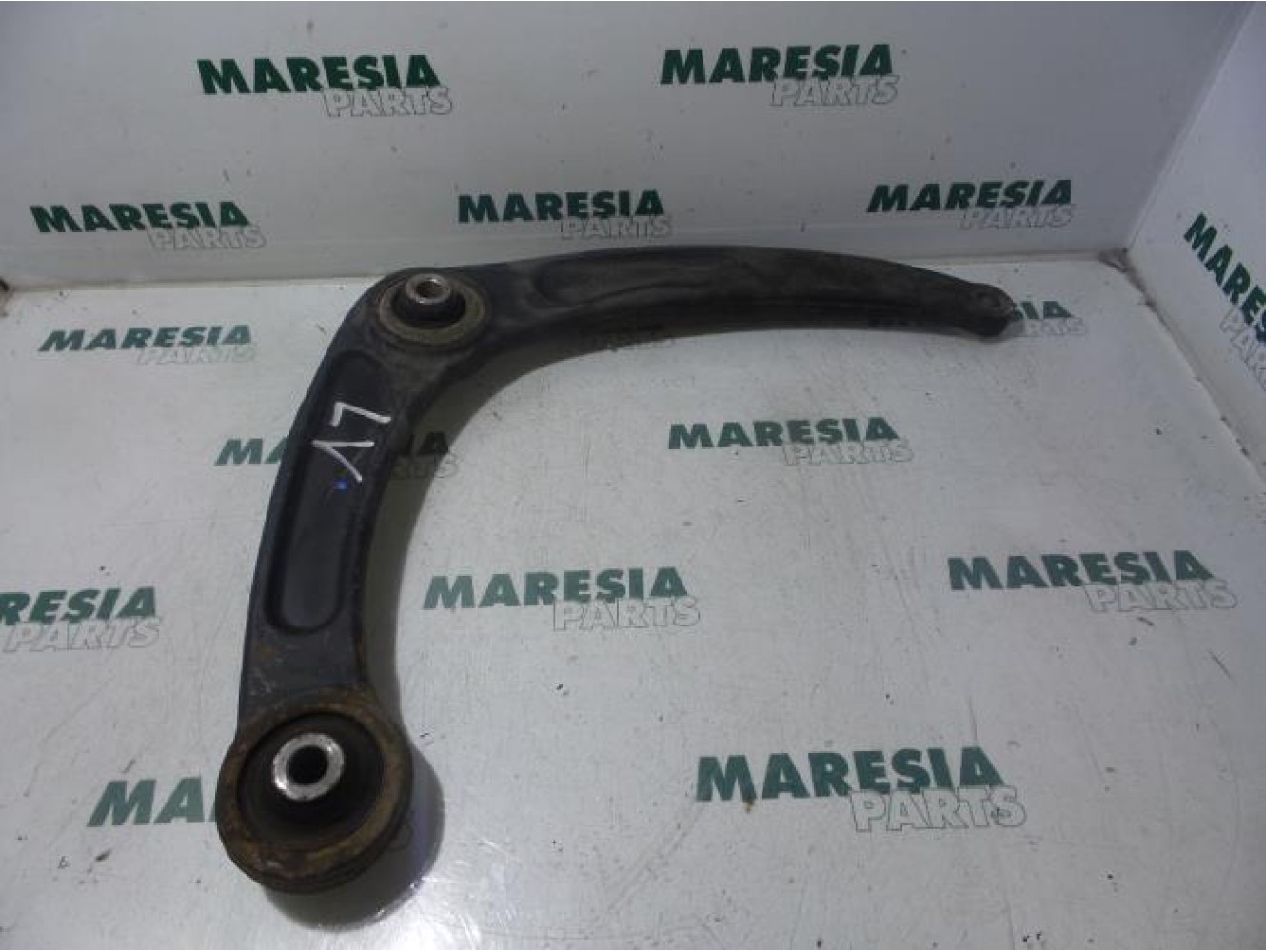 Citroen - C4 - Front lower wishbone, left
