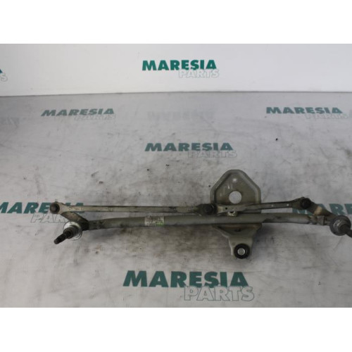 Renault - Trafic - Wiper mechanism