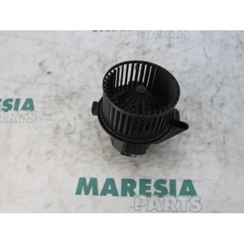 Citroen - C4 - Heating and ventilation fan motor