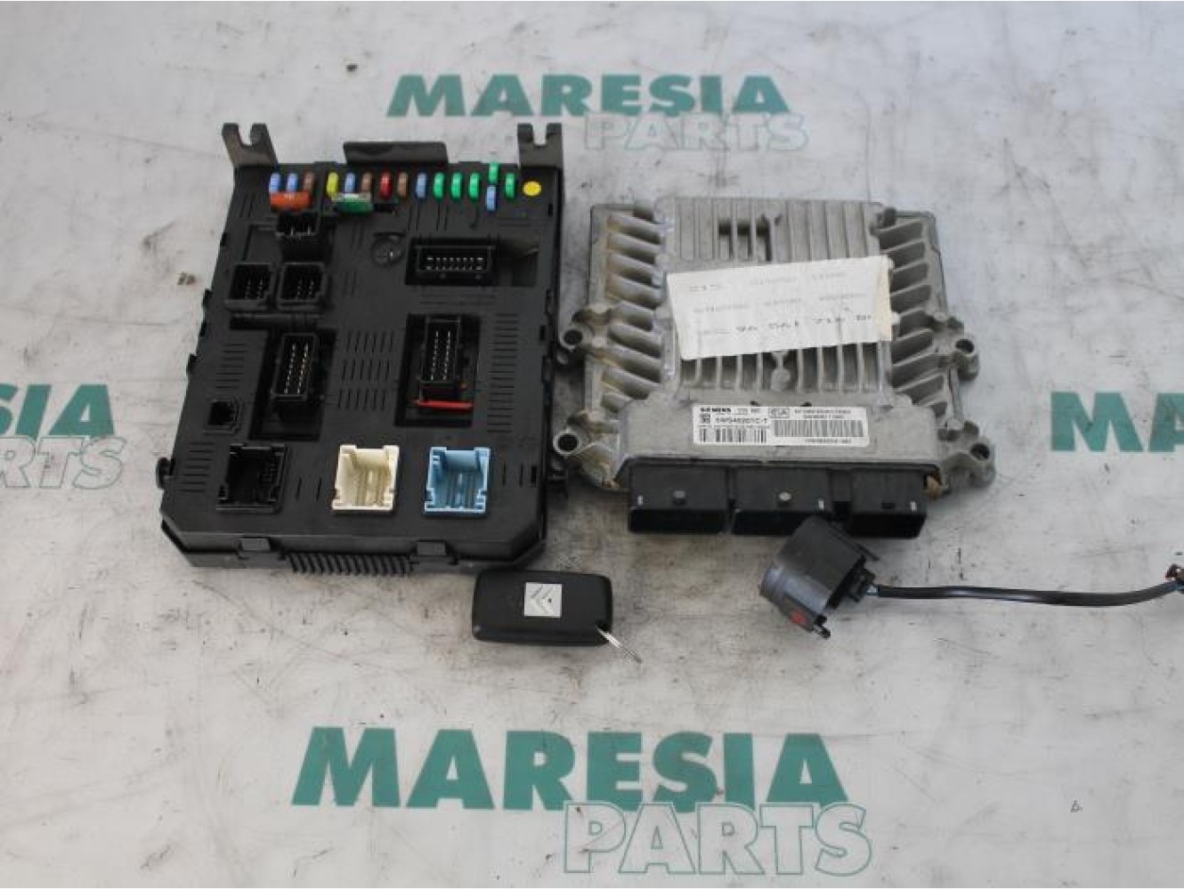 Citroen - C4 - Engine management computer