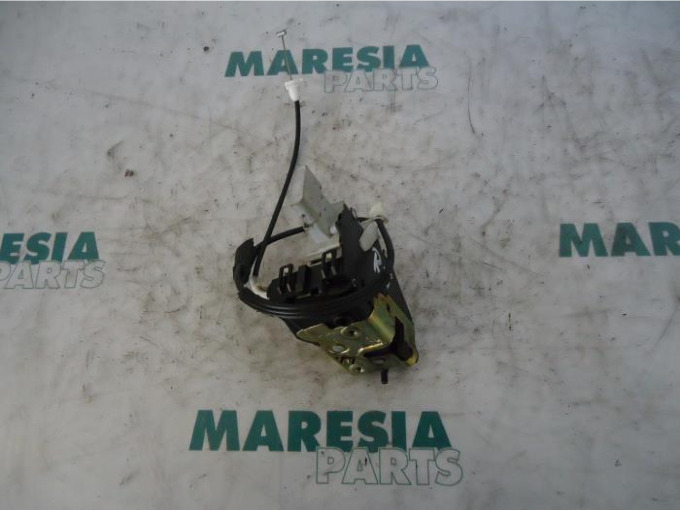 Citroen - C4 - Front door lock mechanism 4-door, right