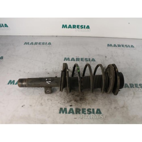Peugeot - 206 - Front shock absorber rod, left