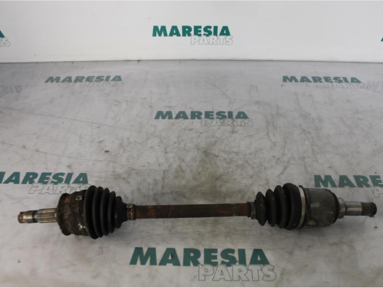 Fiat - Panda - Aandrijfas links-voor