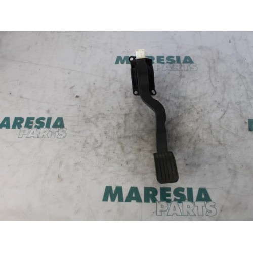 Peugeot - 206 - Gaspedaalpositie Sensor