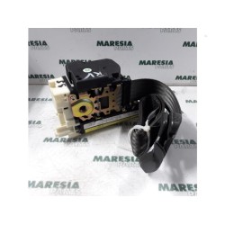 Fiat - Punto - Front seatbelt, right