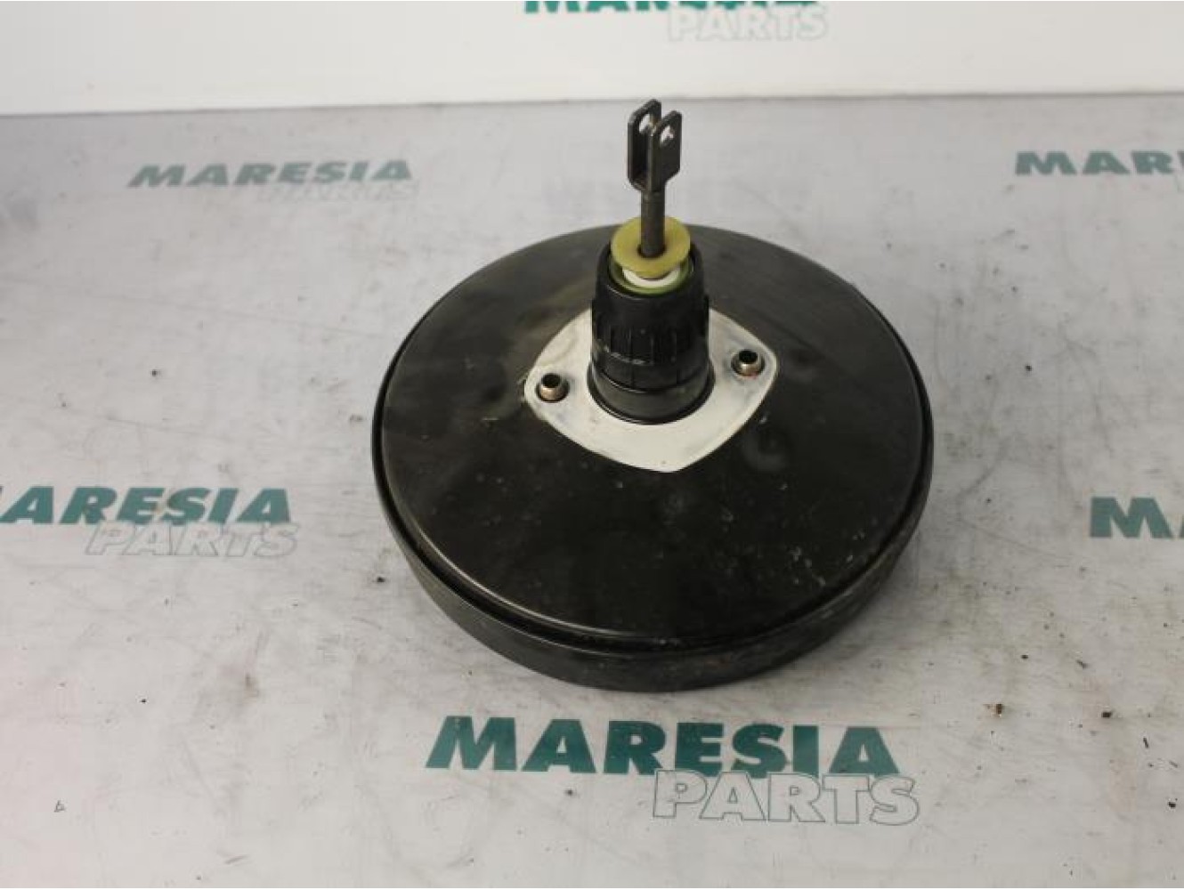 Renault - Megane Scenic - Brake servo