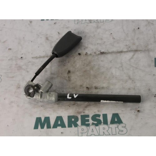 Renault - Megane Scenic - Gurtsrammer links