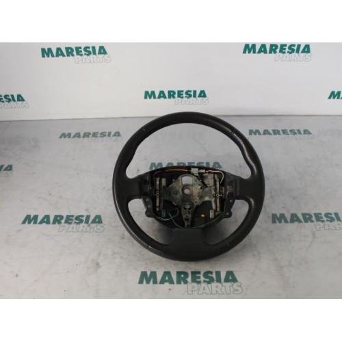 Renault - Megane Scenic - Steering wheel