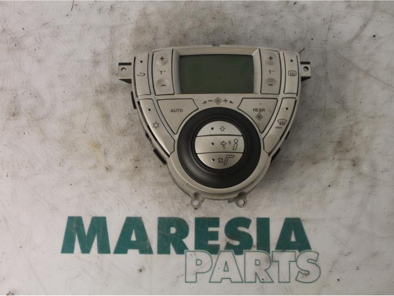 Lancia - Phedra - Heater control panel