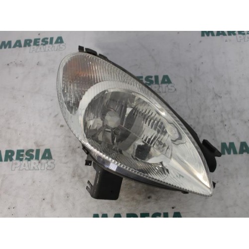 Citroen - Picasso - Headlight, right