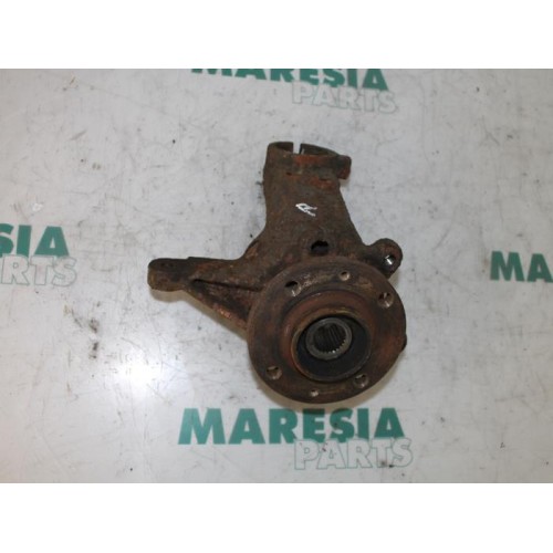 Peugeot - 206 - Knuckle, front right