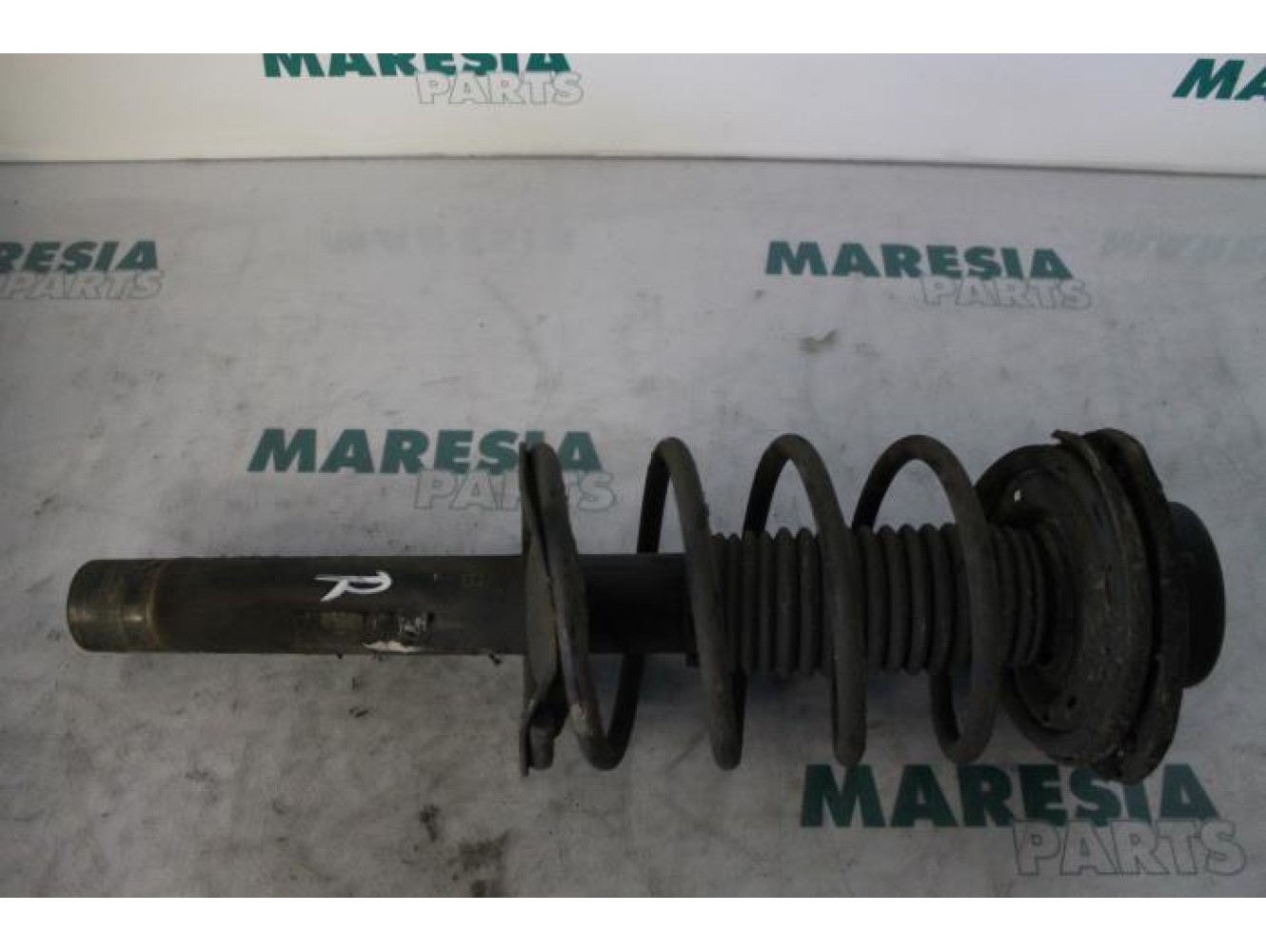 Peugeot - 206 - Front shock absorber rod, right