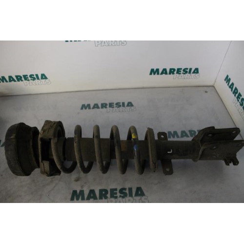 Renault - Trafic - Front shock absorber rod, left