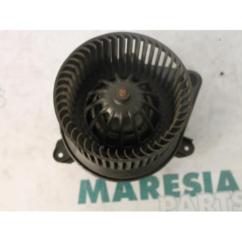 Renault - Trafic - Heating and ventilation fan motor