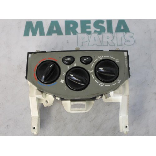 Renault - Trafic - Heater control panel
