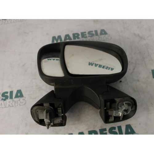 Renault - Trafic - Wing mirror, left