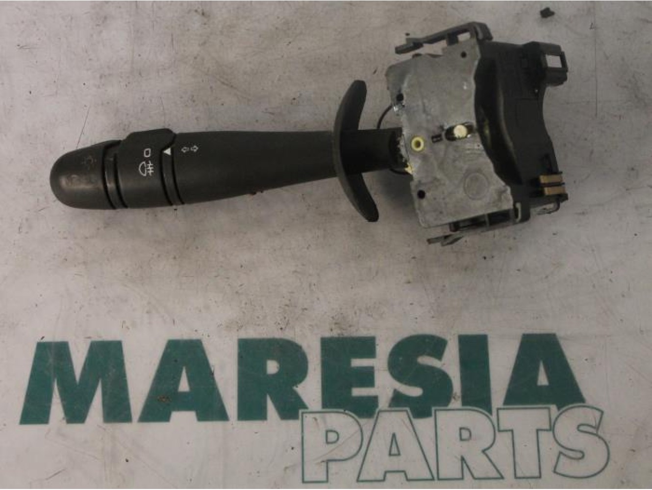 Renault - Trafic - Indicator switch