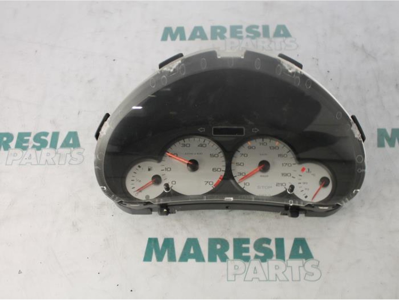 Peugeot - 206 - Instrumentenbrett