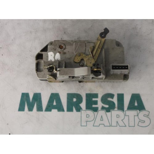 Peugeot - 206 - Rear door mechanism 4-door, right