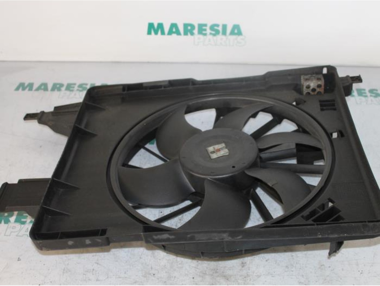 Renault - Megane - Fan motor