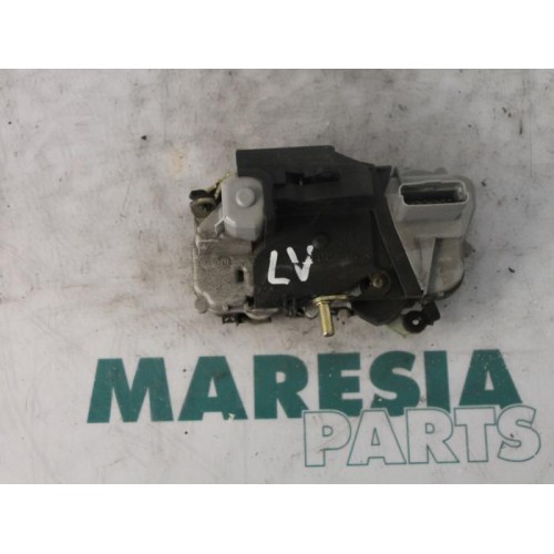 Citroen - Picasso - Door lock mechanism 4-door, front left
